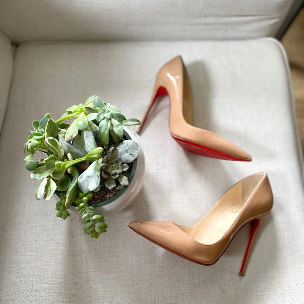 Christian Louboutin Nude Heels with Red Soles - Picture 8 of 16
